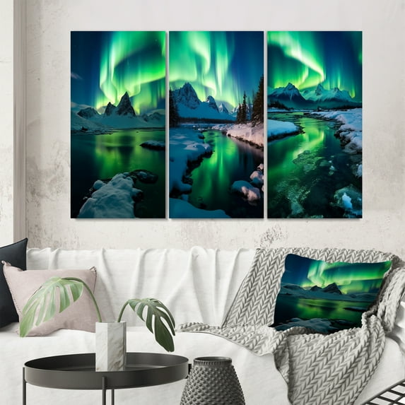 Designart "Aurora Borealis Captivating Arctic Mountains VI" Northern Lights Wall Art Set Of 3 - Traditional Green Gallery Wall Set For Home Decor