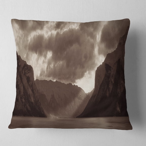 Designart Banff National Park Panoramic View - Landscape Printed Throw Pillow - 18x18