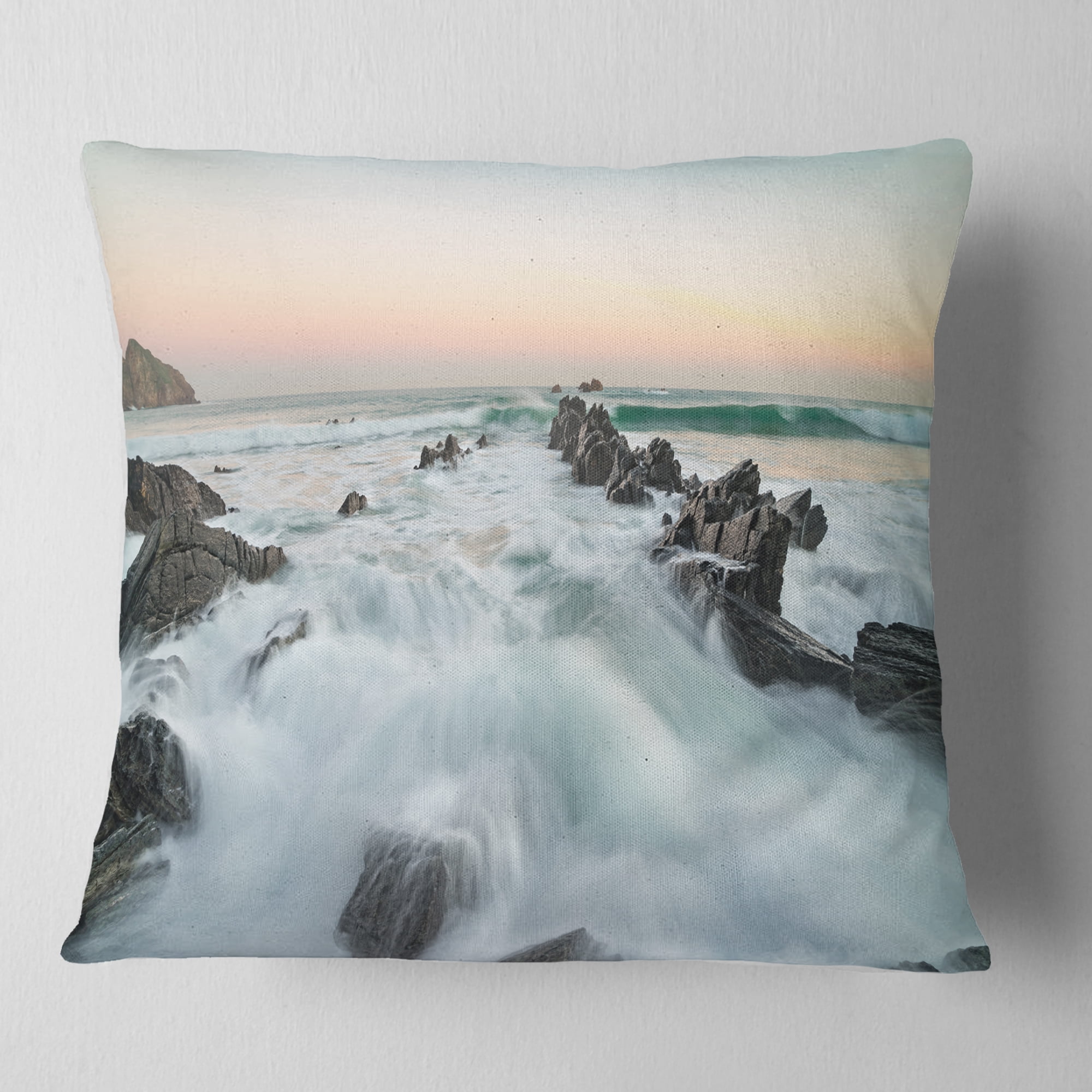 Designart Bay of Biscay Sunrise Waves - Landscape Printed Throw Pillow - 18x18