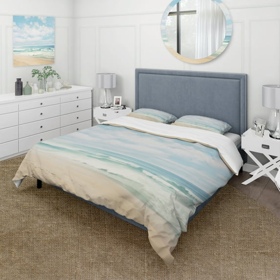 Designart "Beach Photo Coastal Calm III" Nautical & Beach Bedding Covert Set - Coastal Beach Beige Coastal Bed Set With 2 Shams