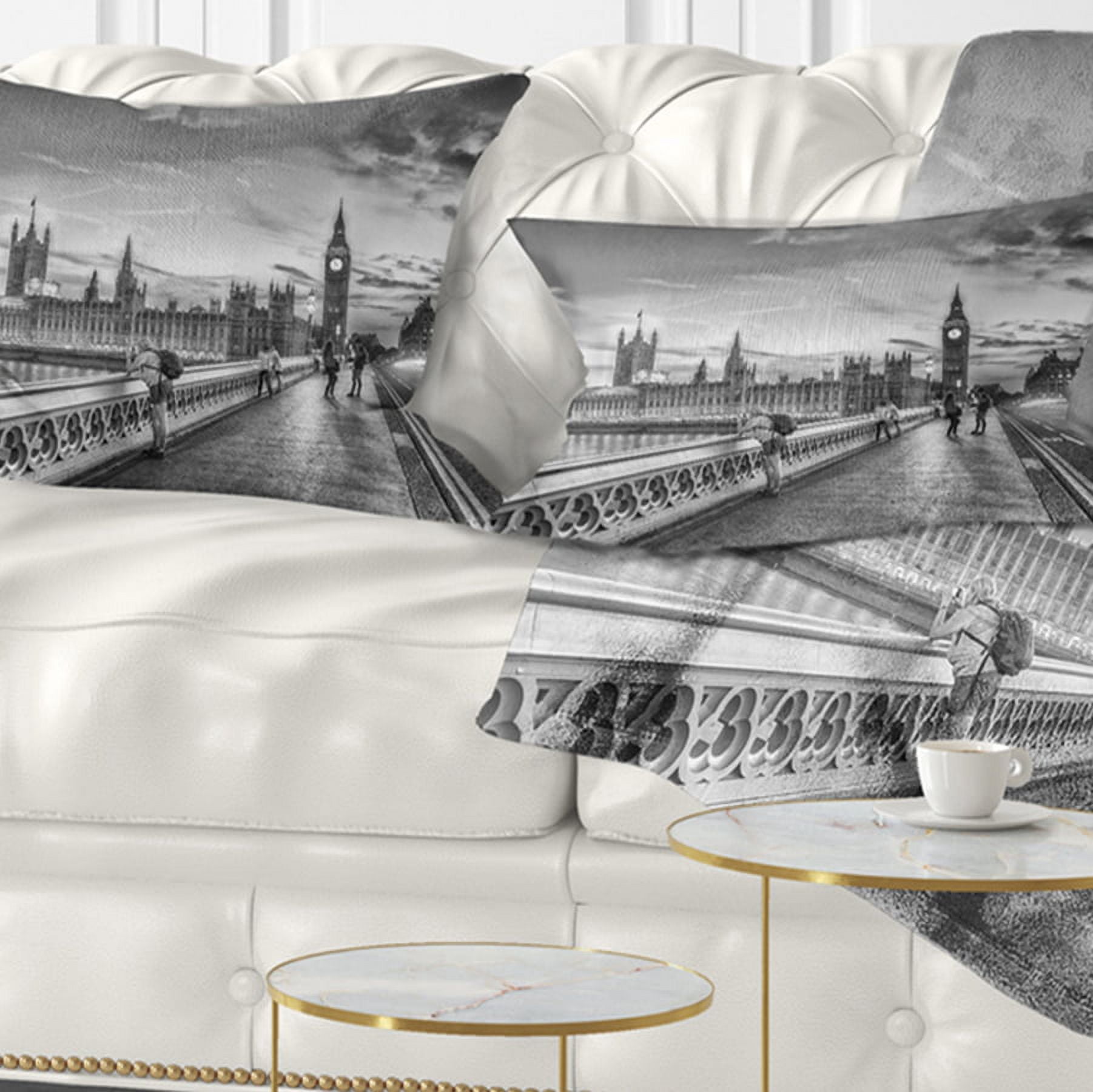 Designart Beautiful Black and White London View - Cityscape Throw Pillow - 12x20