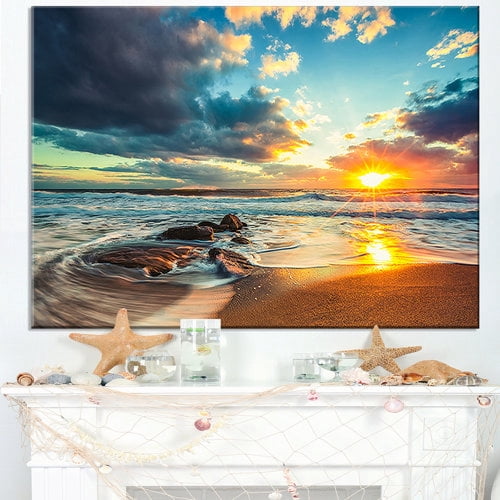 Designart 'Beautiful Cloudscape over the Sea ' Modern Beach Canvas Art Print