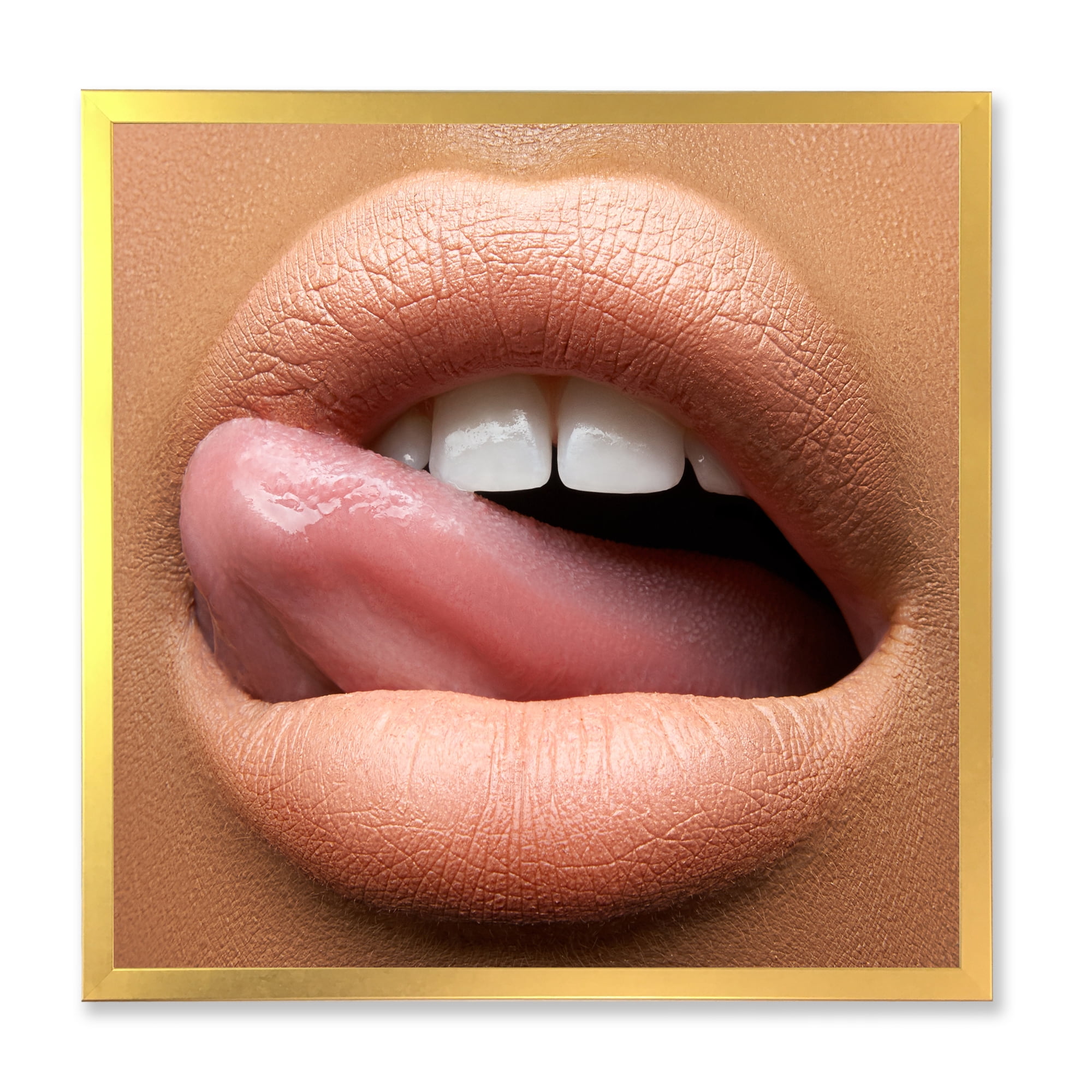 Designart 'Beautiful Dark Skinned Female Tongue Touching Lips' Modern Framed Art Print
