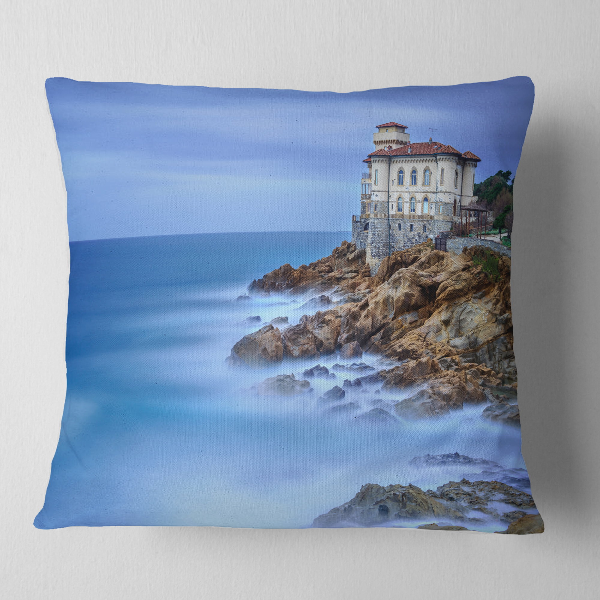 Designart Beautiful Italian Seashore View - Seascape Throw Pillow - 16x16