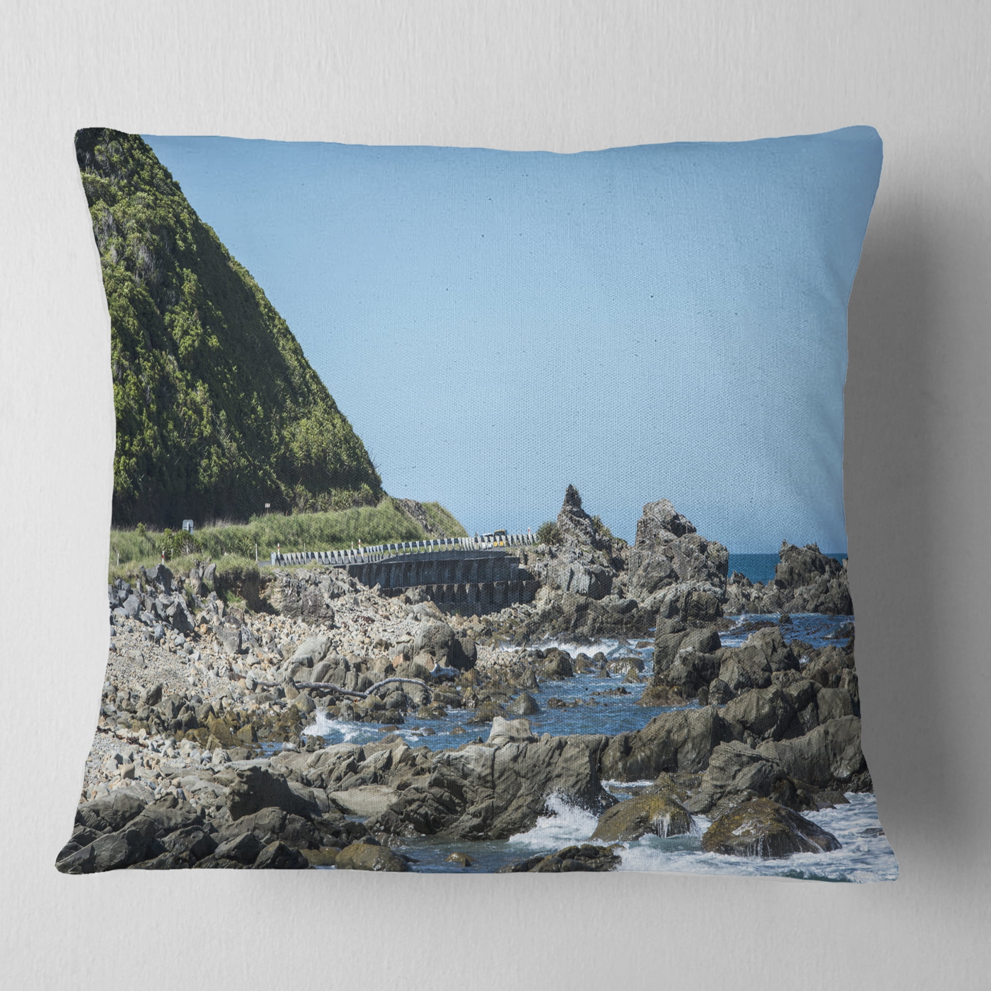 Designart Beautiful New Zealand Rocky Beach - Modern Seascape Throw Pillow - 16x16