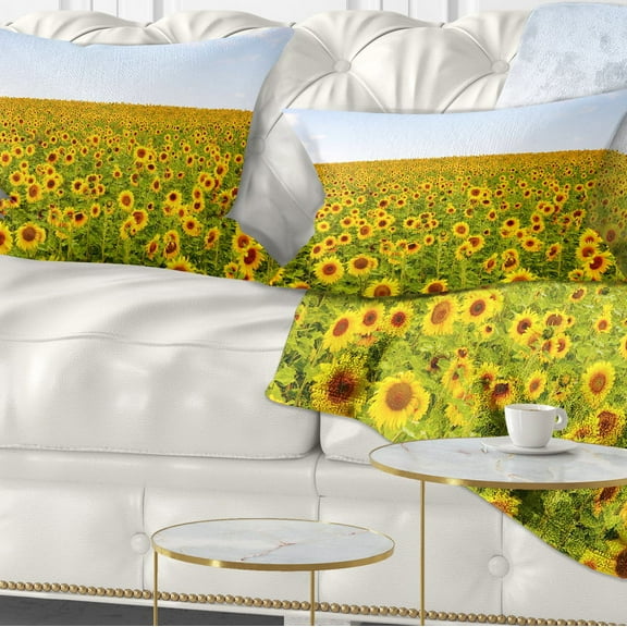 Designart Beautiful Sunflowers Garden - Floral Throw Pillow - 12x20