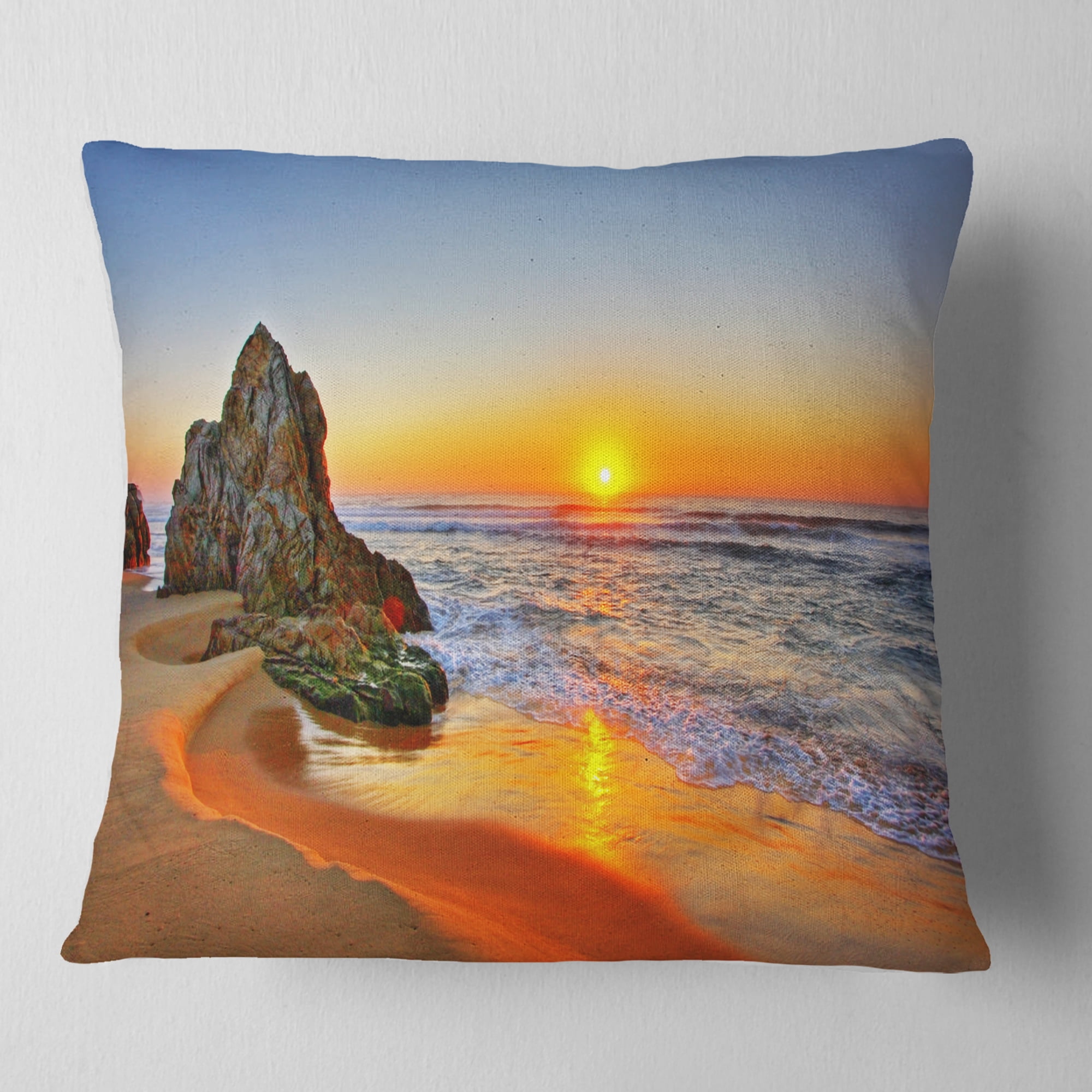 Designart Beautiful Sunrise by Beach in Tathra - Seashore Throw Pillow - 16x16