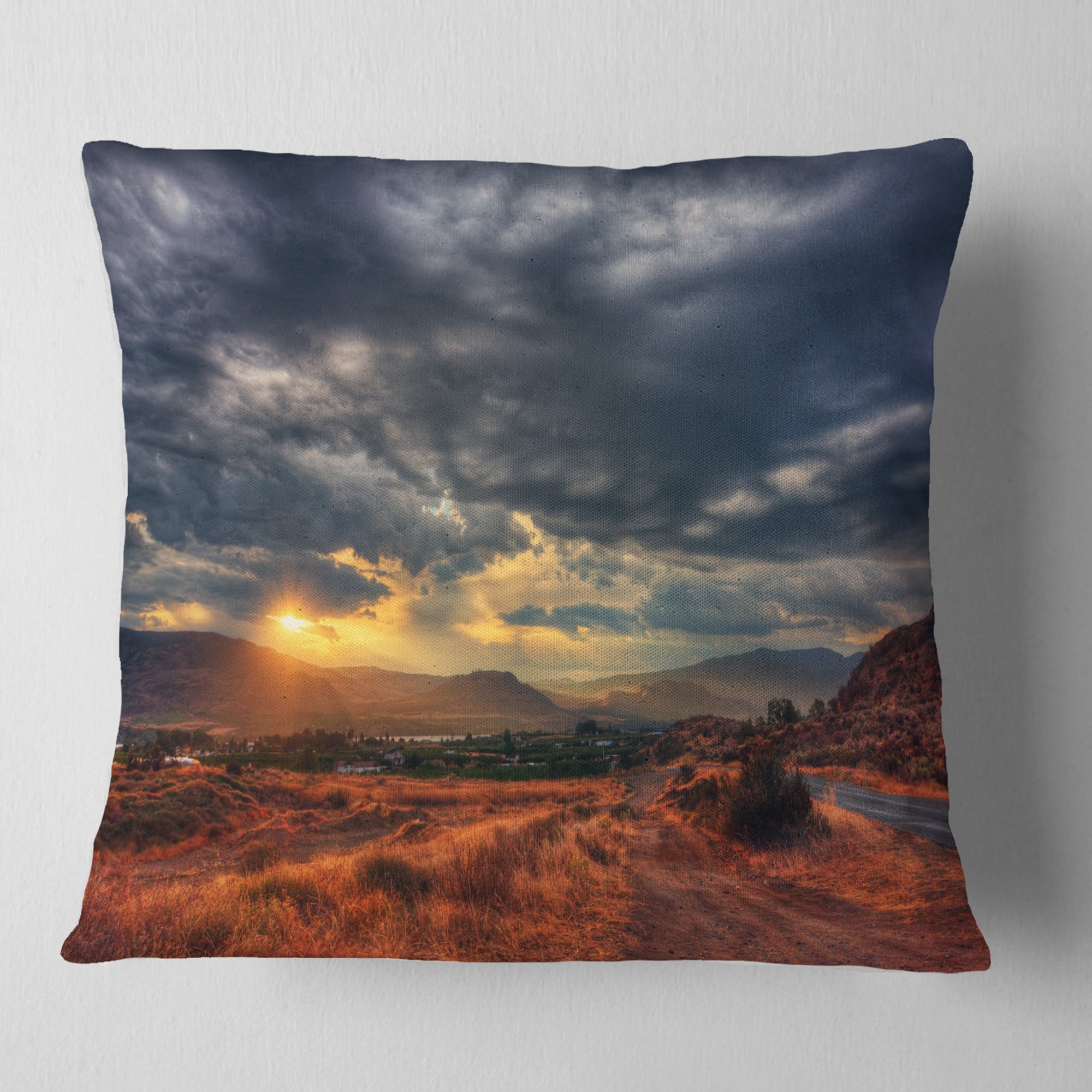 Designart Beautiful Sunrise in Osoyoos - Landscape Printed Throw Pillow - 16x16