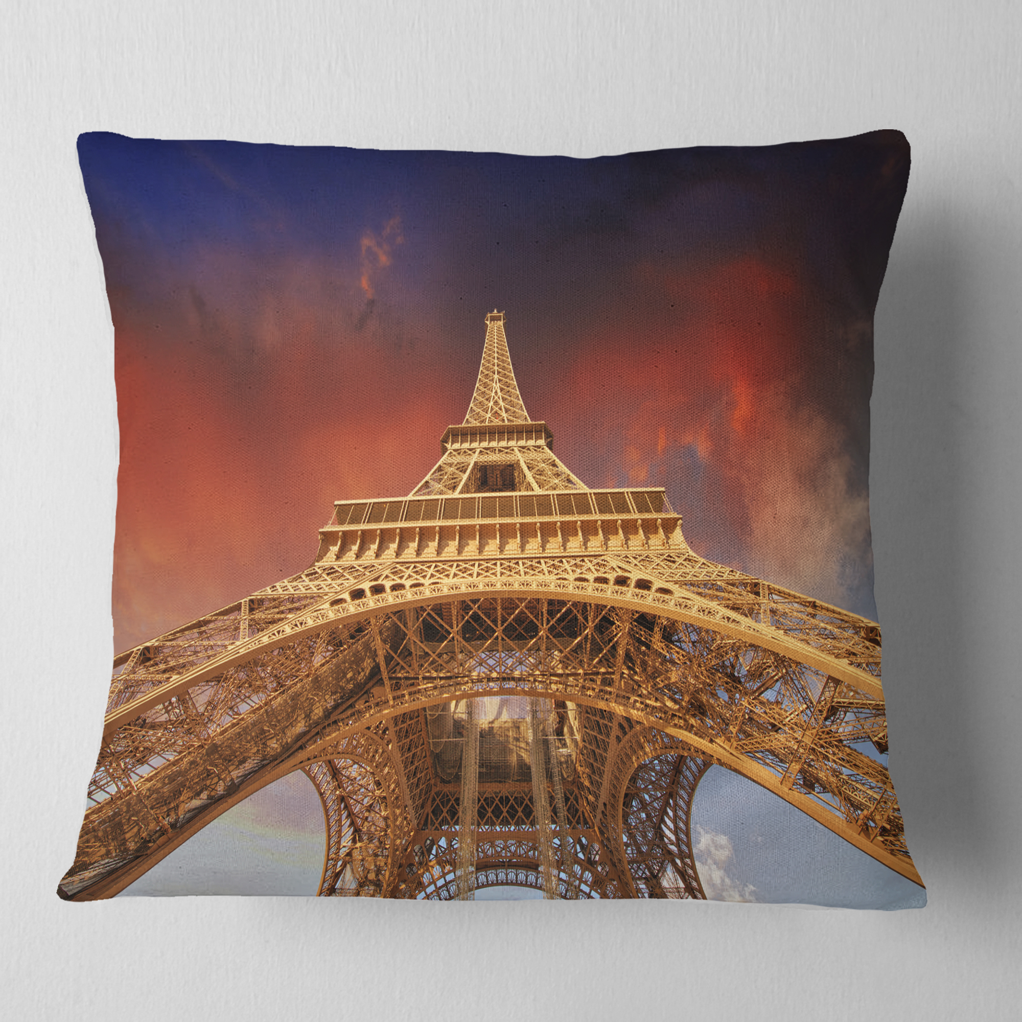 Designart Beautiful View of Paris Paris Eiffel Towerunder Red Sky - Cityscape Throw Pillow - 16x16
