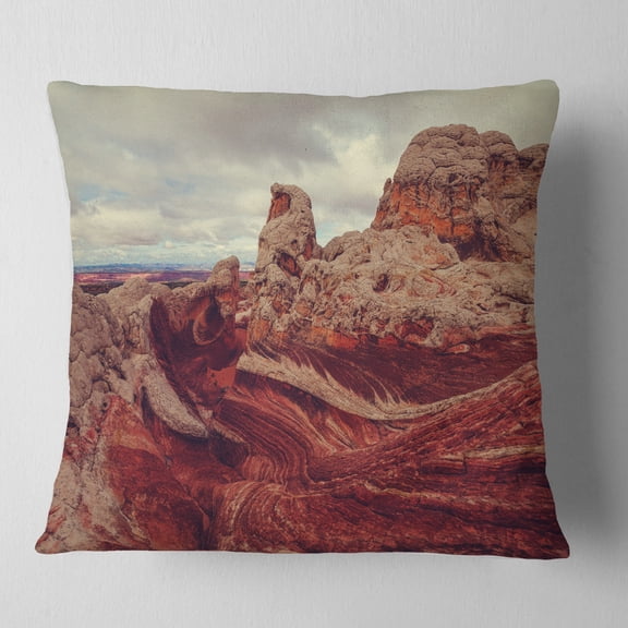 Designart Beautiful View of Vermillion Cliffs - Landscape Printed Throw Pillow - 16x16