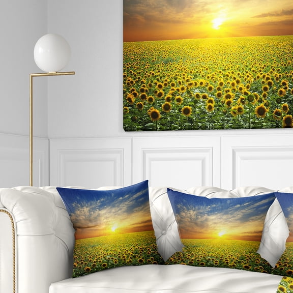 Designart Beauty Sunset over Sunflowers Field - Floral Throw Pillow - 16x16
