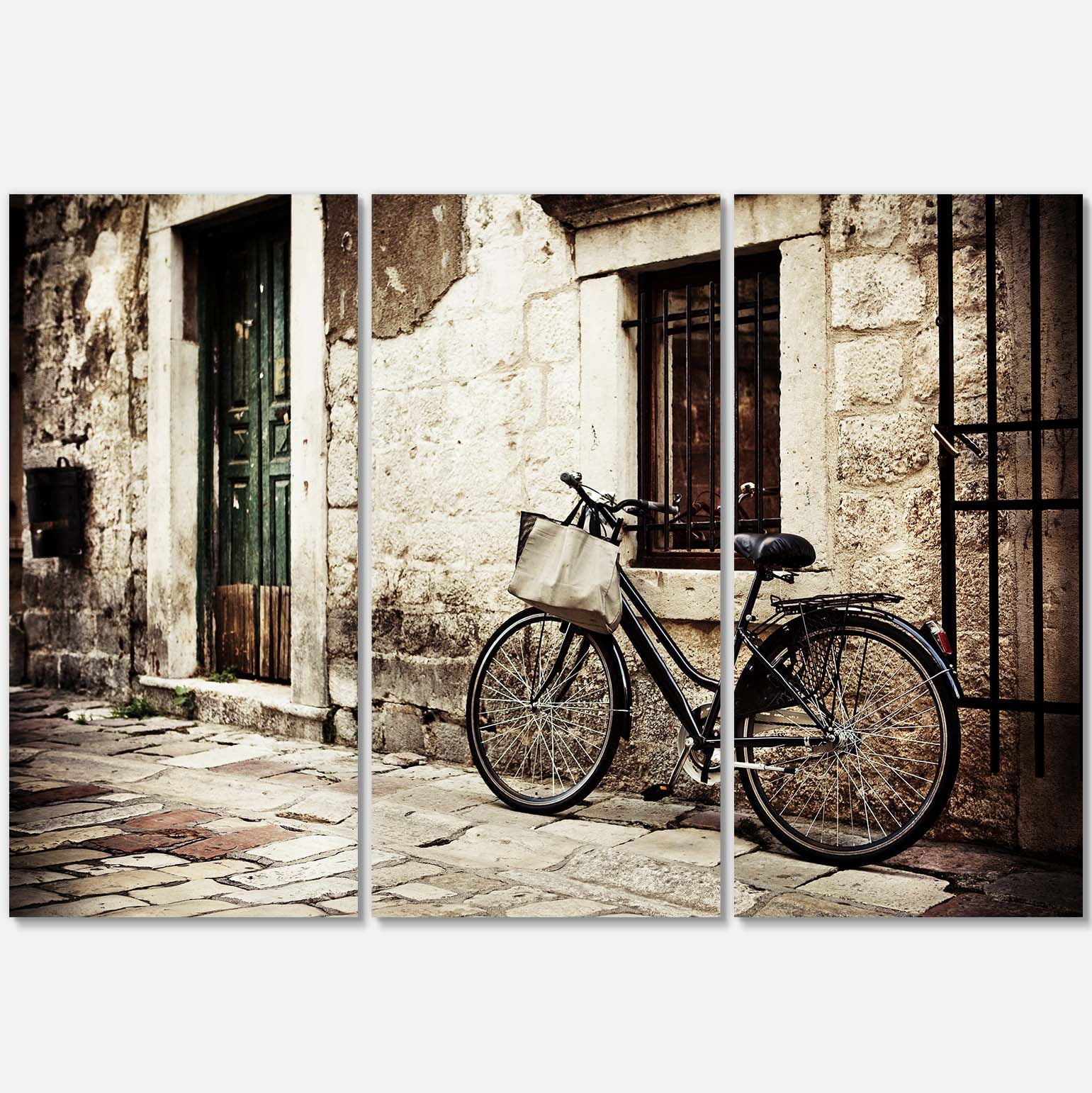 Designart 'Bicycle with Shopping Bag ' Landscape Photo Canvas Art Print