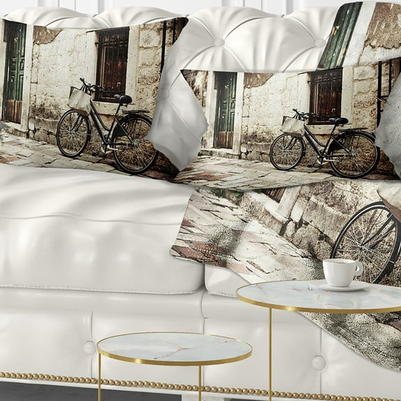 Designart Bicycle with Shopping Bag - Landscape Photo Throw Pillow - 12x20