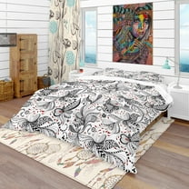 Designart 'Black & Red Floral Pattern' Bohemian & Eclectic Duvet Cover Set