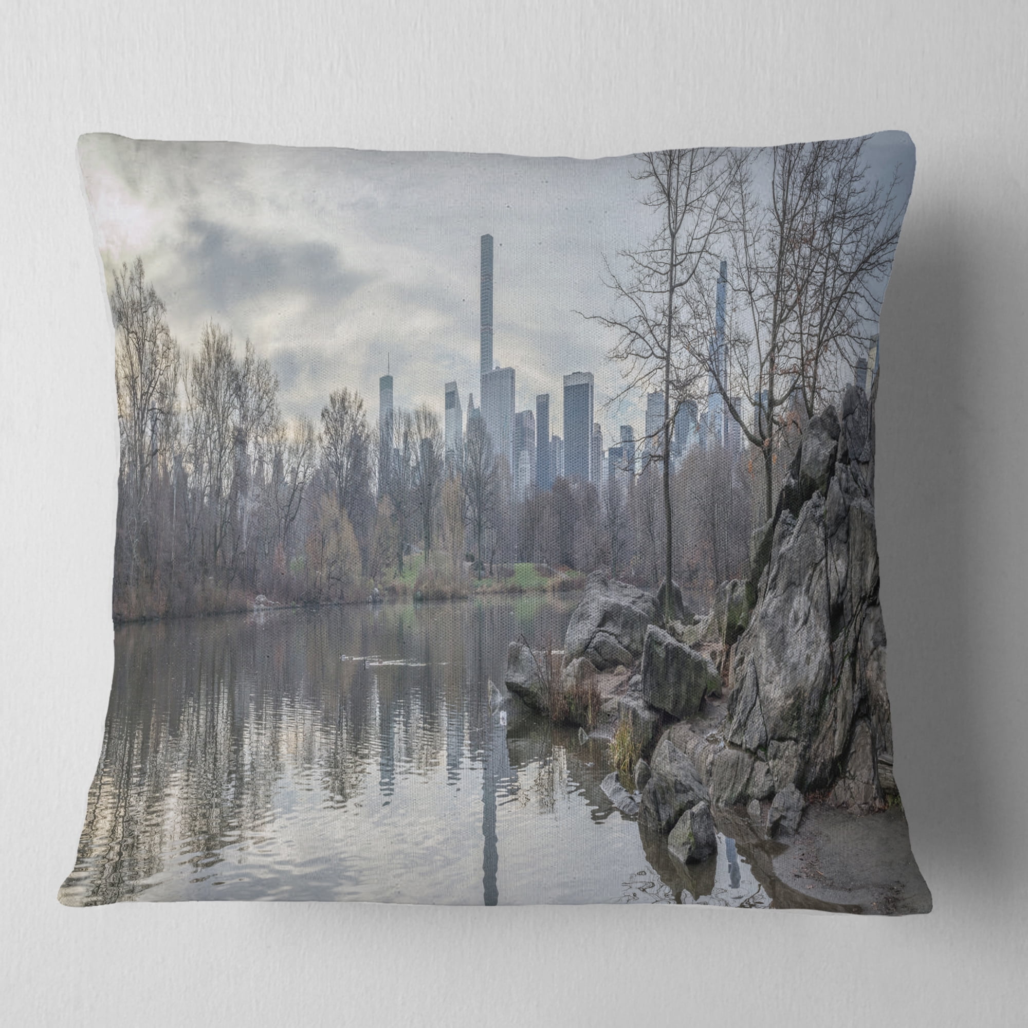 Designart Black and White Central Park NYC - Landscape Printed Throw Pillow - 18x18