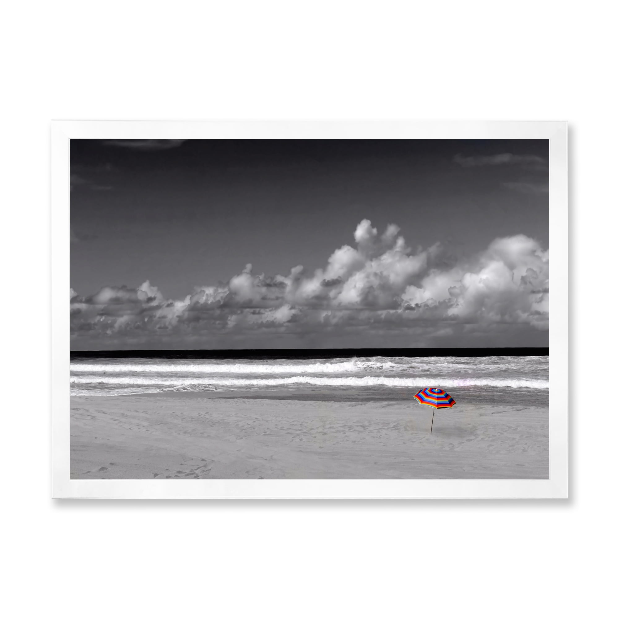 Designart 'Black and White Coastline Under Cloudy Sky' Lake House Framed Art Print