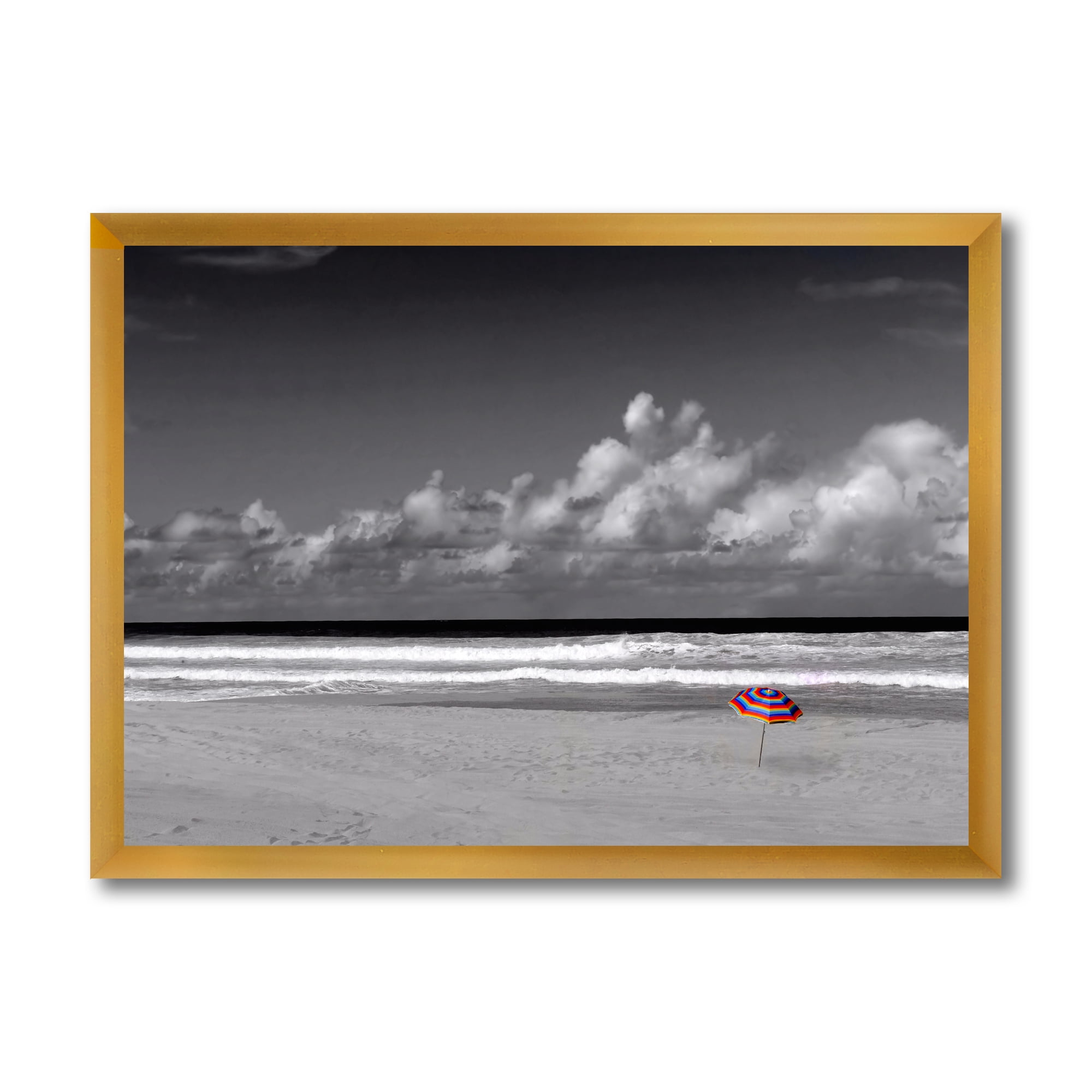 Designart 'Black and White Coastline Under Cloudy Sky' Lake House Framed Art Print