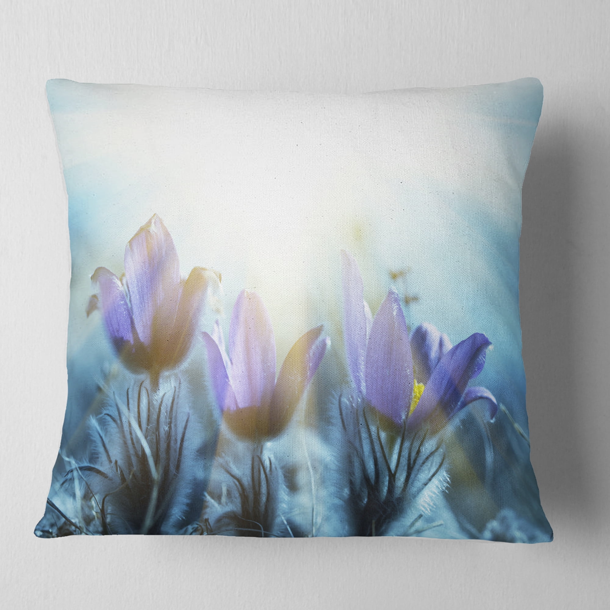 Designart Blooming Blue Spring Flowers - Floral Throw Pillow - 18x18