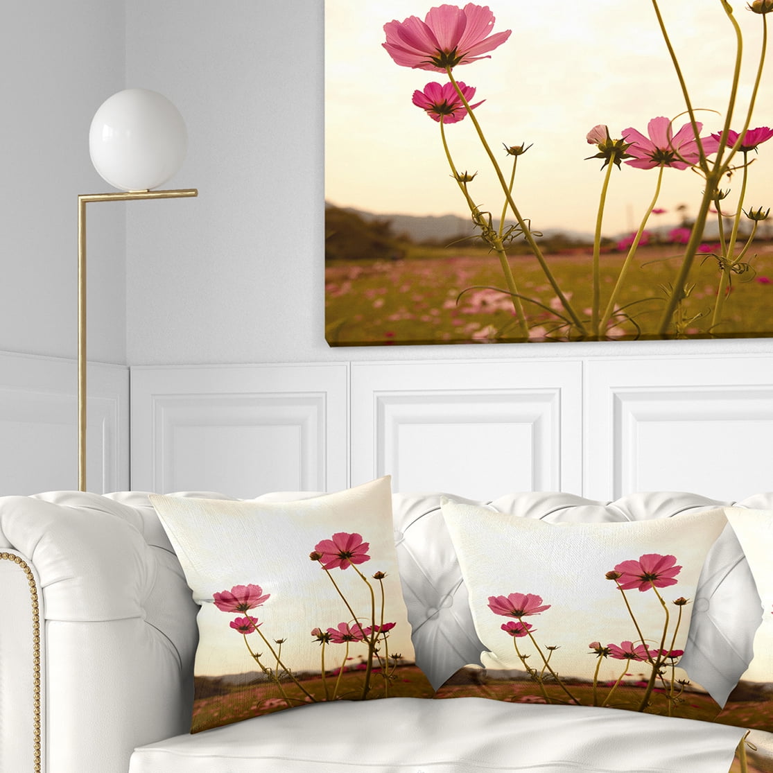 Designart Blooming Cosmos Flower Field - Floral Throw Pillow - 16x16