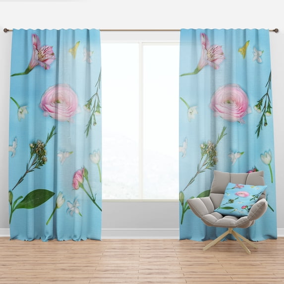Designart 'Blooming Rose On Blue' Traditional Curtain Panel