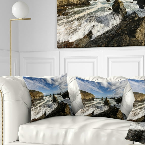Designart Blue Atlantic Coast in Spain - Seashore Photo Throw Pillow - 18x18