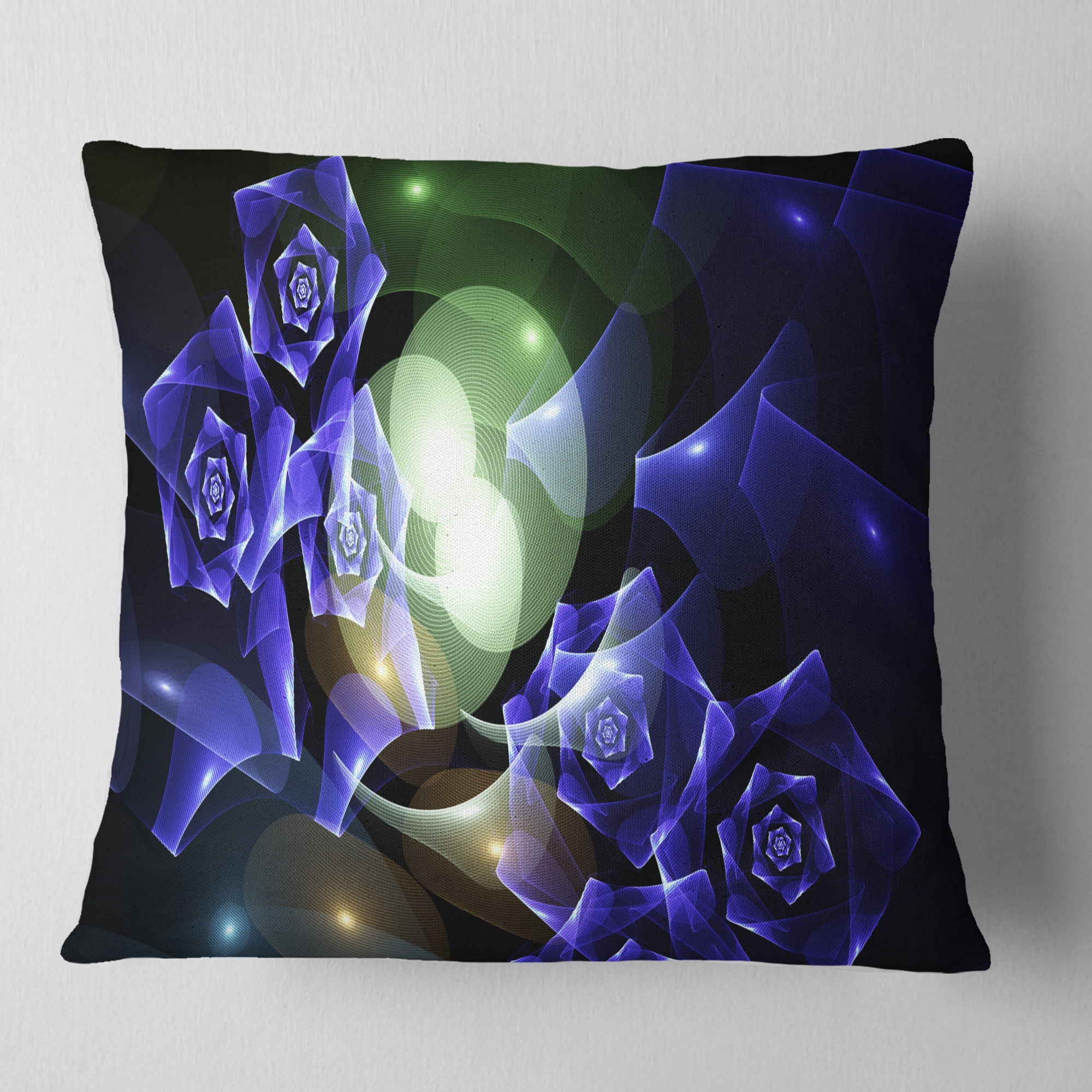 Designart Blue Bouquet of Beautiful Roses - Abstract Throw Pillow - 18x18