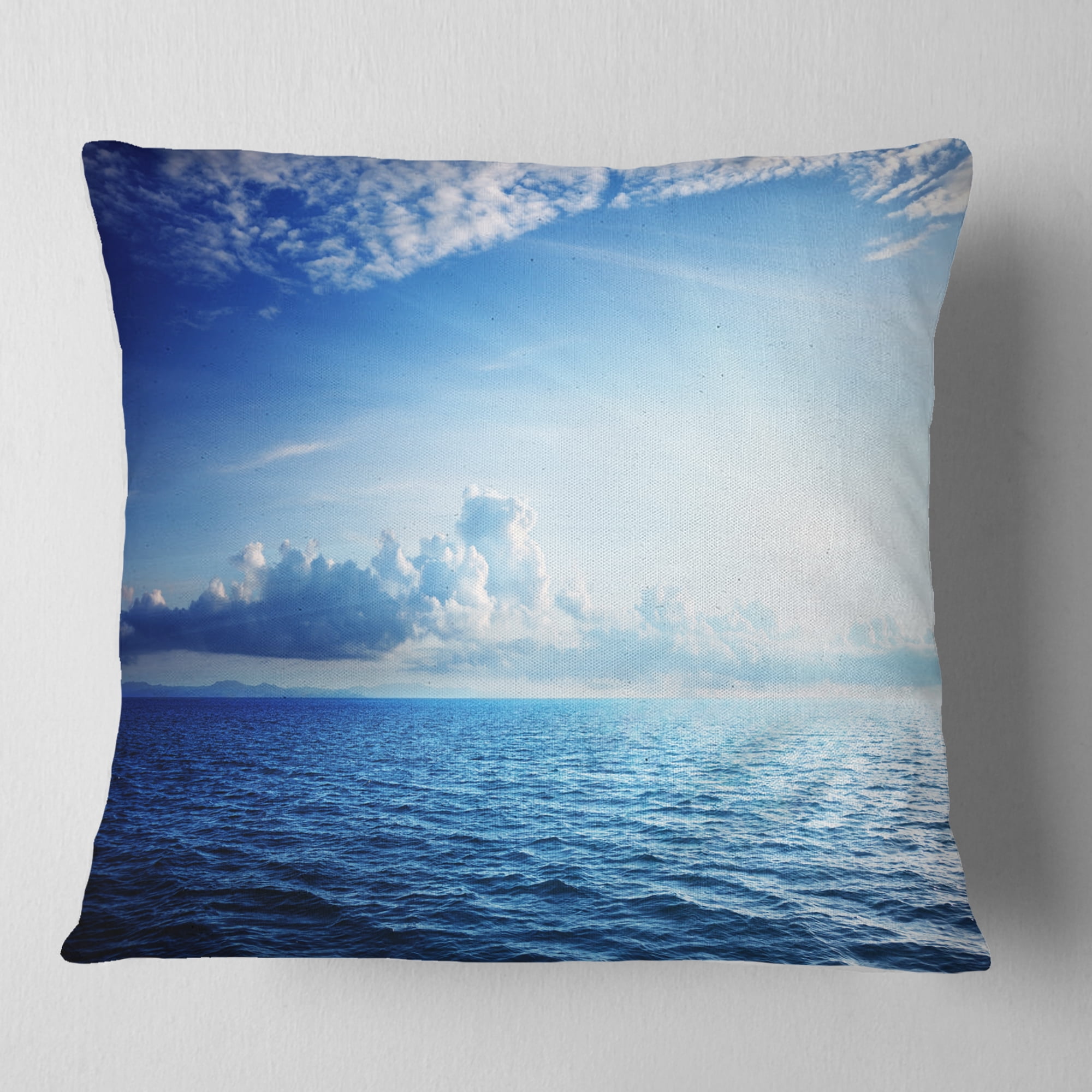 Designart Blue Caribbean Sea and Perfect Blue Sky - Seascape Throw Pillow - 16x16