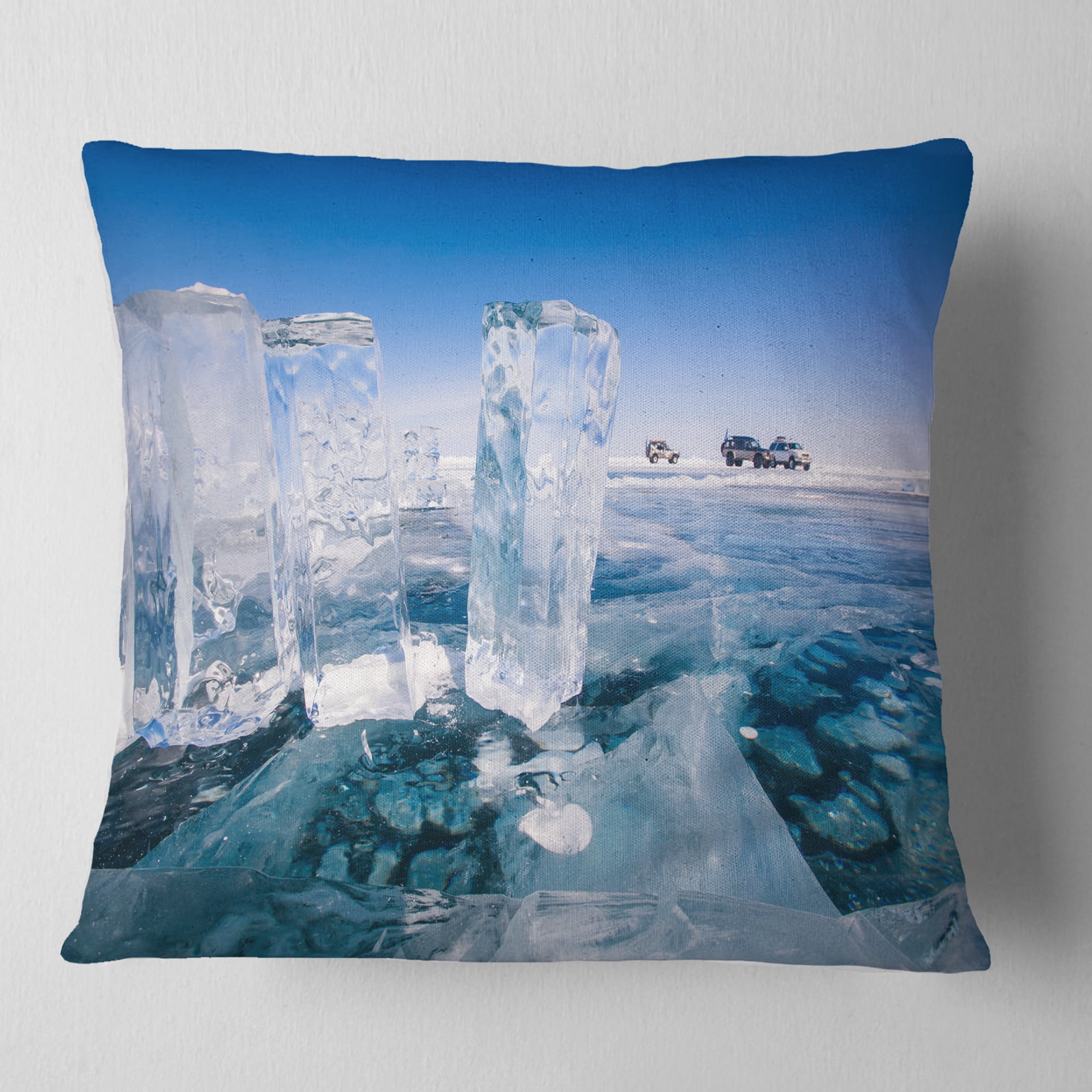 Designart Blue Ice and Off road Cars - Landscape Printed Throw Pillow - 18x18