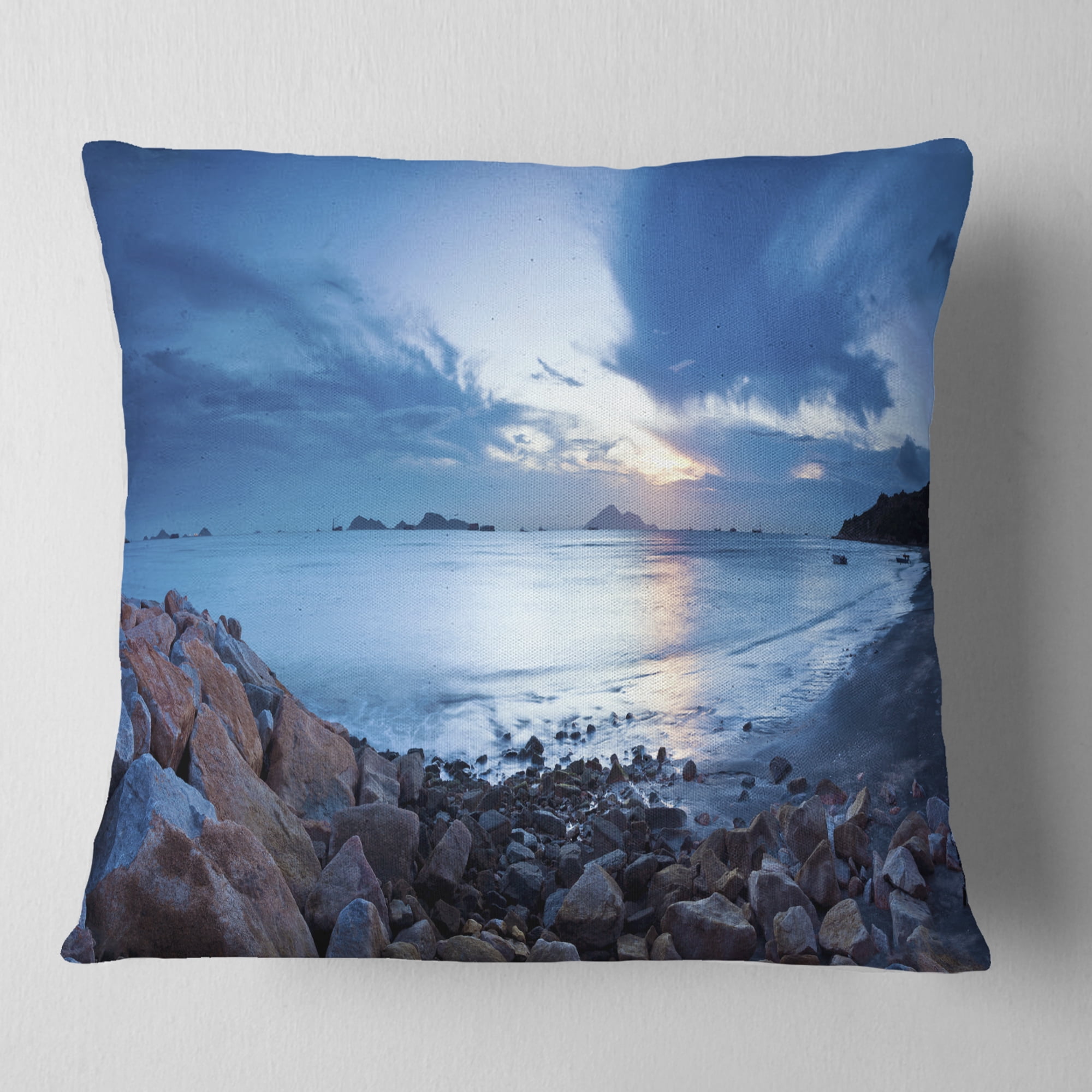 Designart Blue Sea Sunset on Sandy Coastline - Seashore Throw Pillow - 16x16