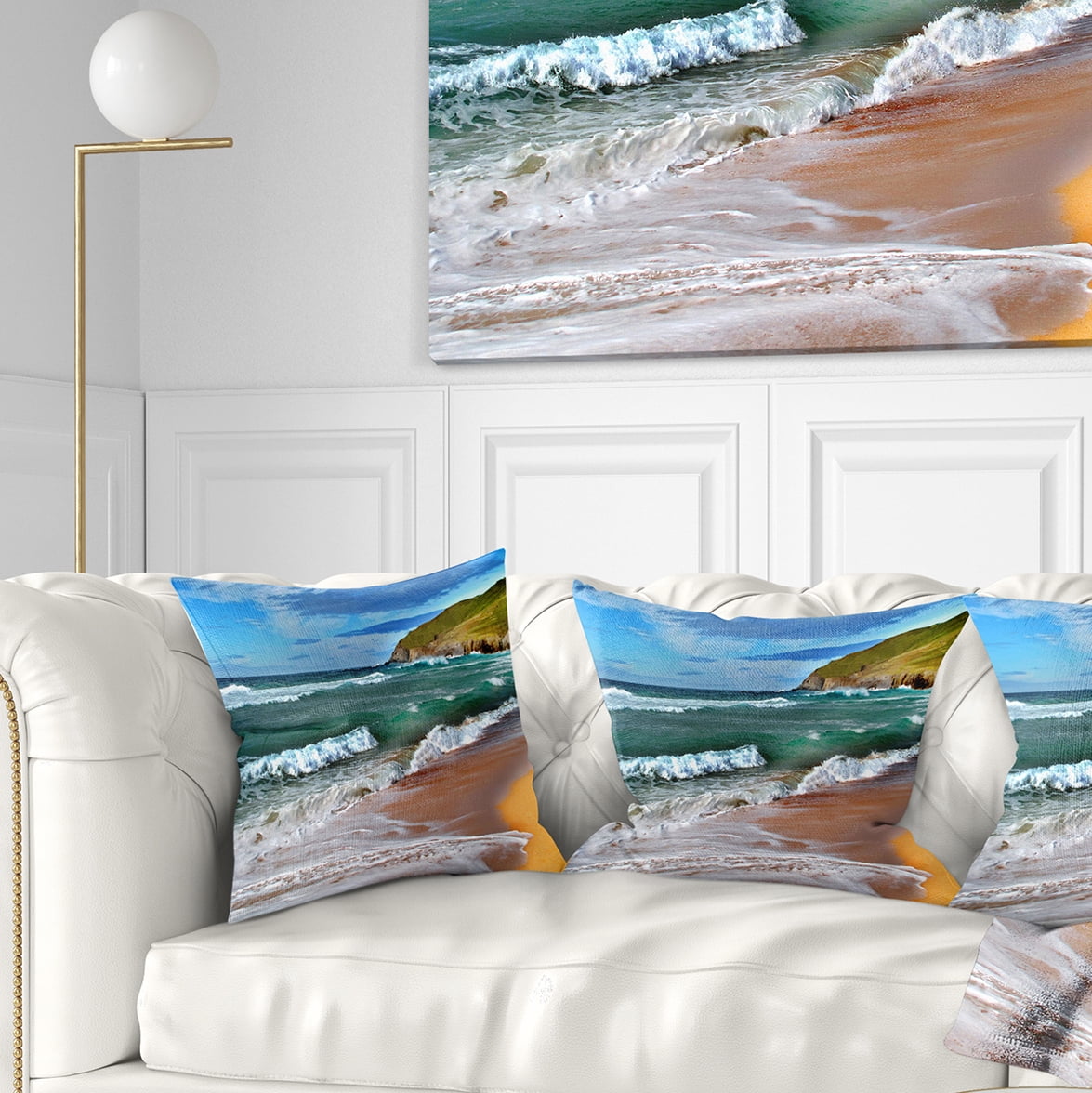 Designart Blue Sea with Warm Waves - Seascape Throw Pillow - 16x16