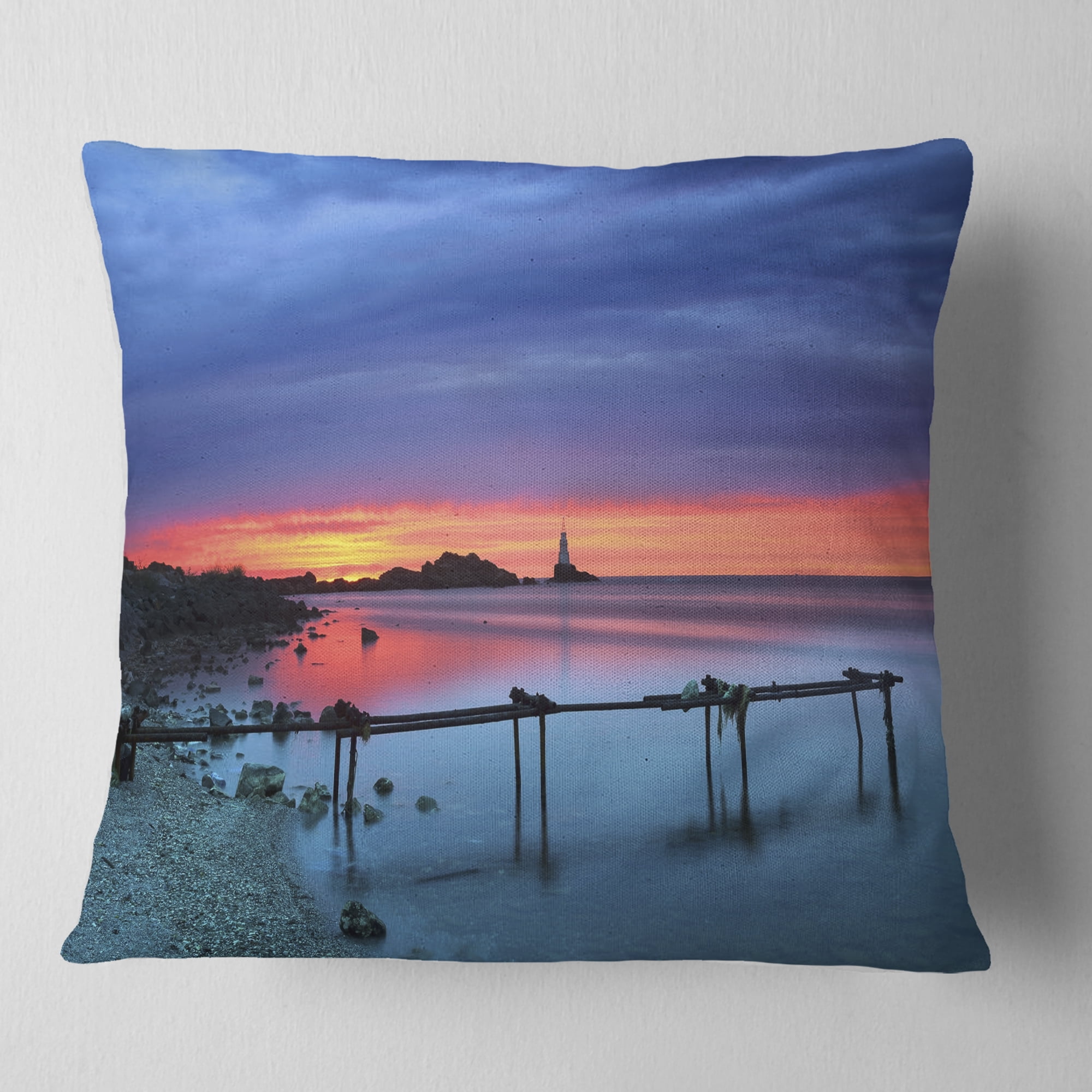 Designart Blue Sky and Waters Panorama - Modern Seashore Throw Pillow - 18x18