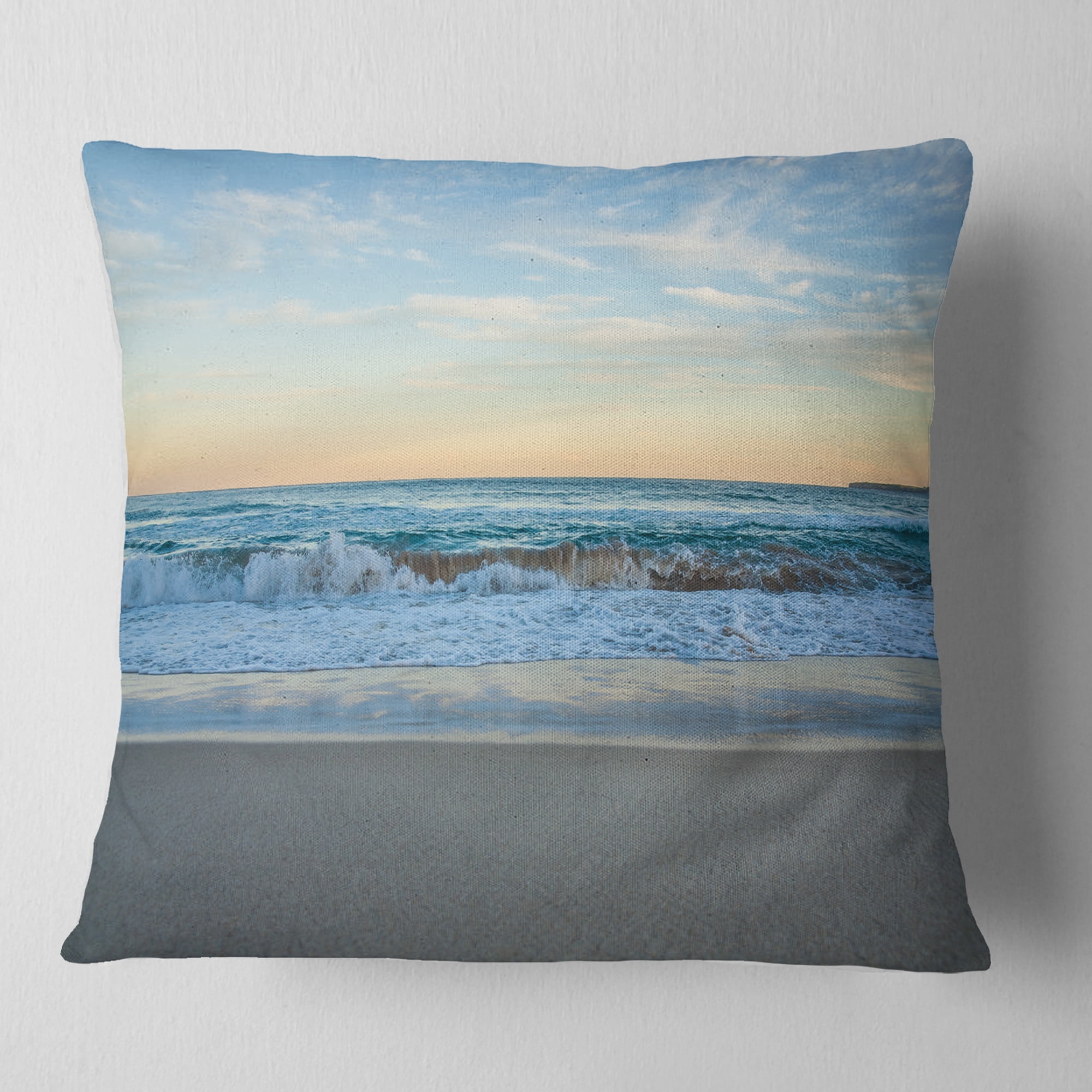 Designart Blue Splashing Scene Beach - Seashore Throw Pillow - 18x18