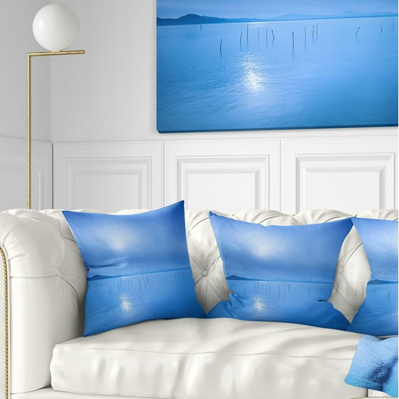 Designart Blue Water Surface in Morning - Seascape Throw Pillow - 18x18