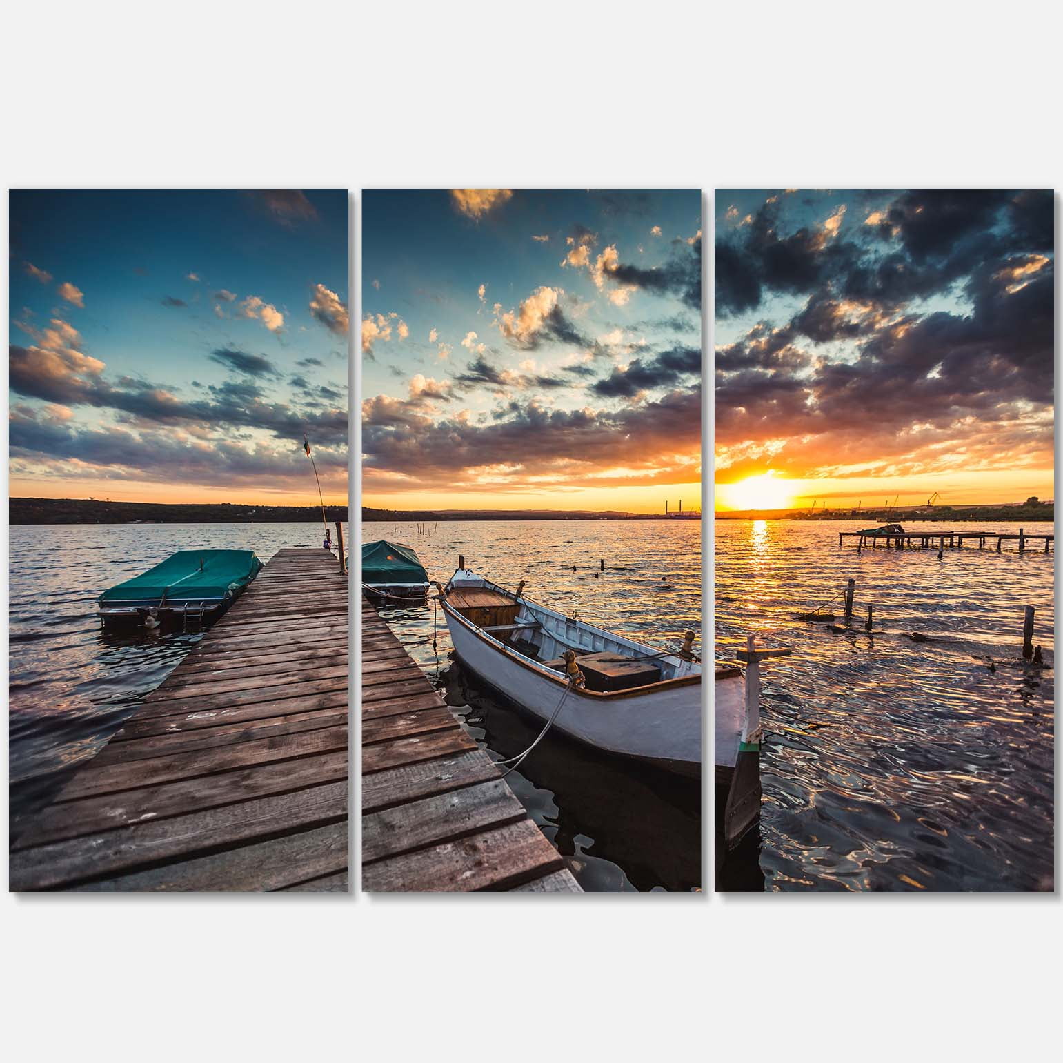 Designart 'Boats and Jetty under Dramatic Sky ' Modern Canvas Art Print