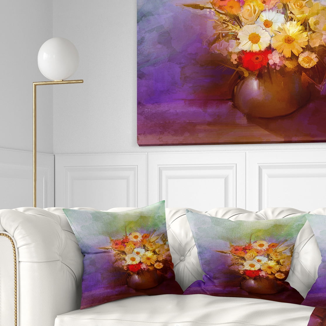 Designart Bouquet of Small Flowers Watercolor - Floral Throw Pillow - 18x18