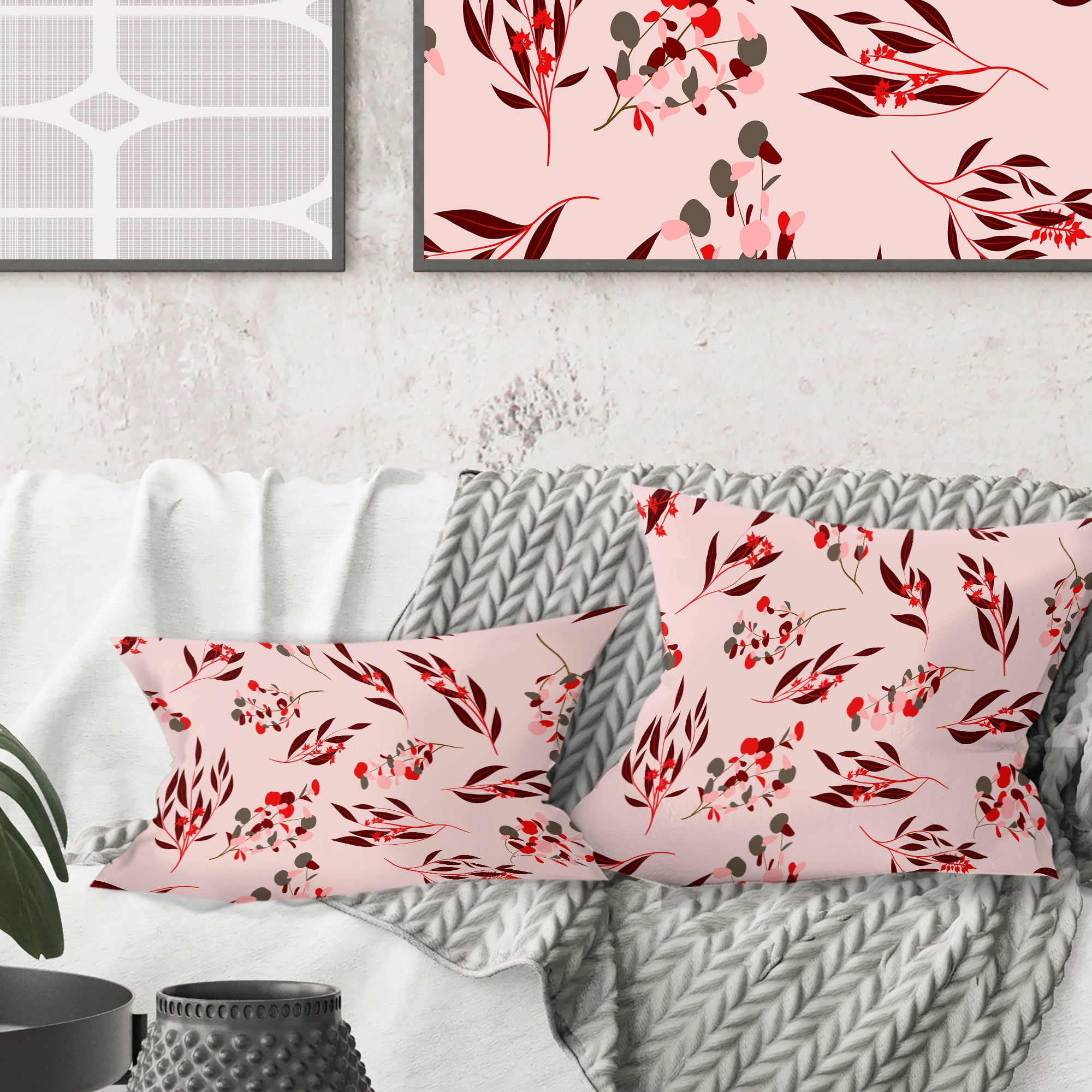 Designart Bright Eucalyptus Floral Pattern II' Mid-Century Modern Throw Pillow - 16x16