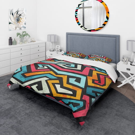 Designart 'Bright Graffiti Pattern with Grunge Effect' Modern & Contemporary Duvet Cover Set