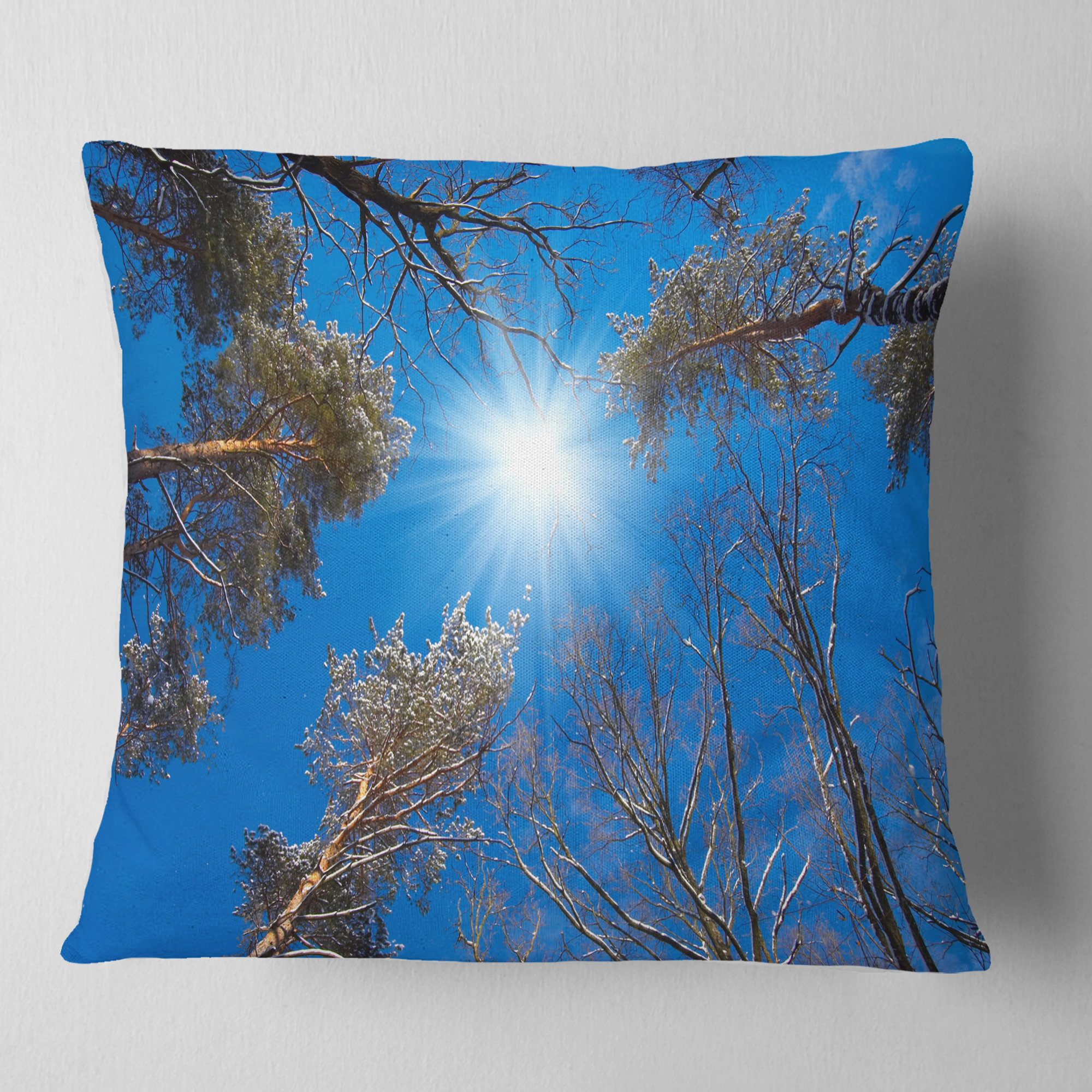 Designart Bright Sun in the Tree Top Circle - Modern Forest Throw Pillow - 16x16