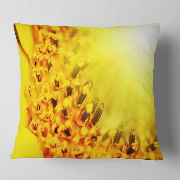 Designart Bright Yellow Sunflower Close Up - Floral Throw Pillow - 16x16