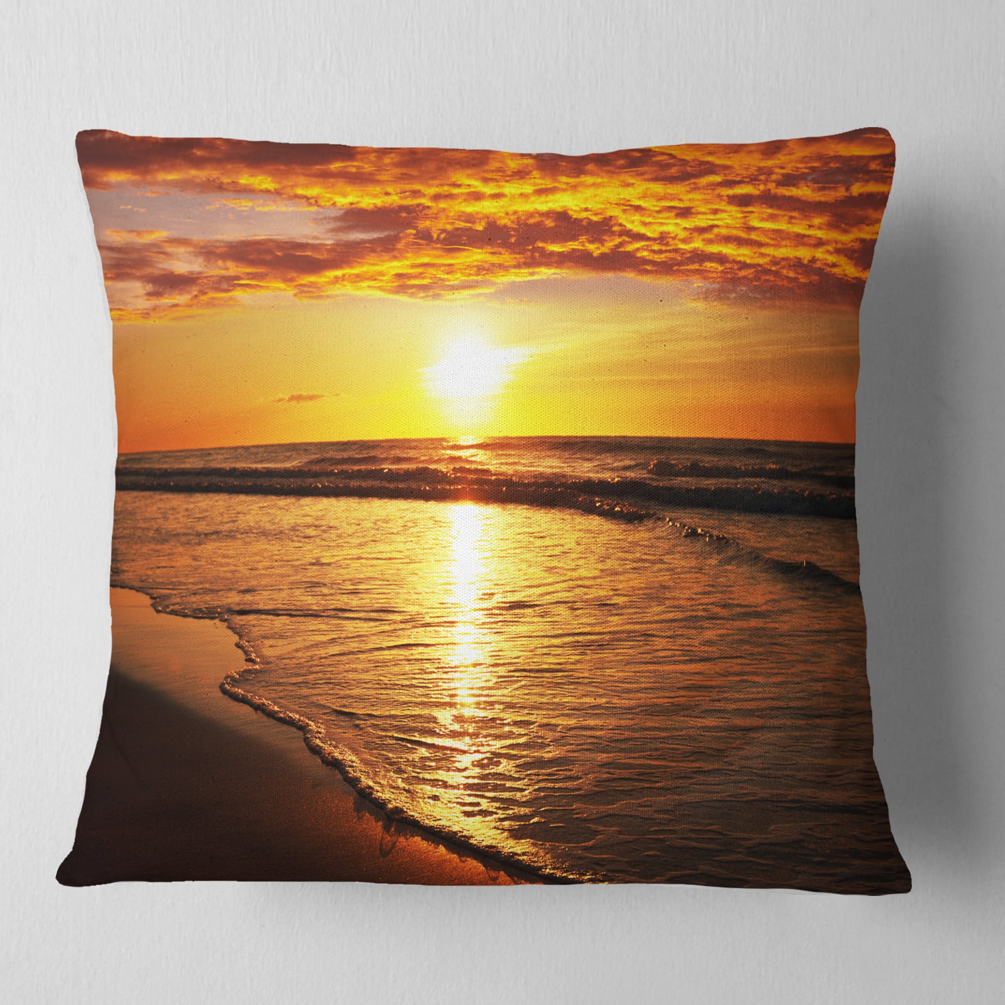 Designart Bright Yellow Sunset over Waves - Modern Beach Throw Pillow - 18x18