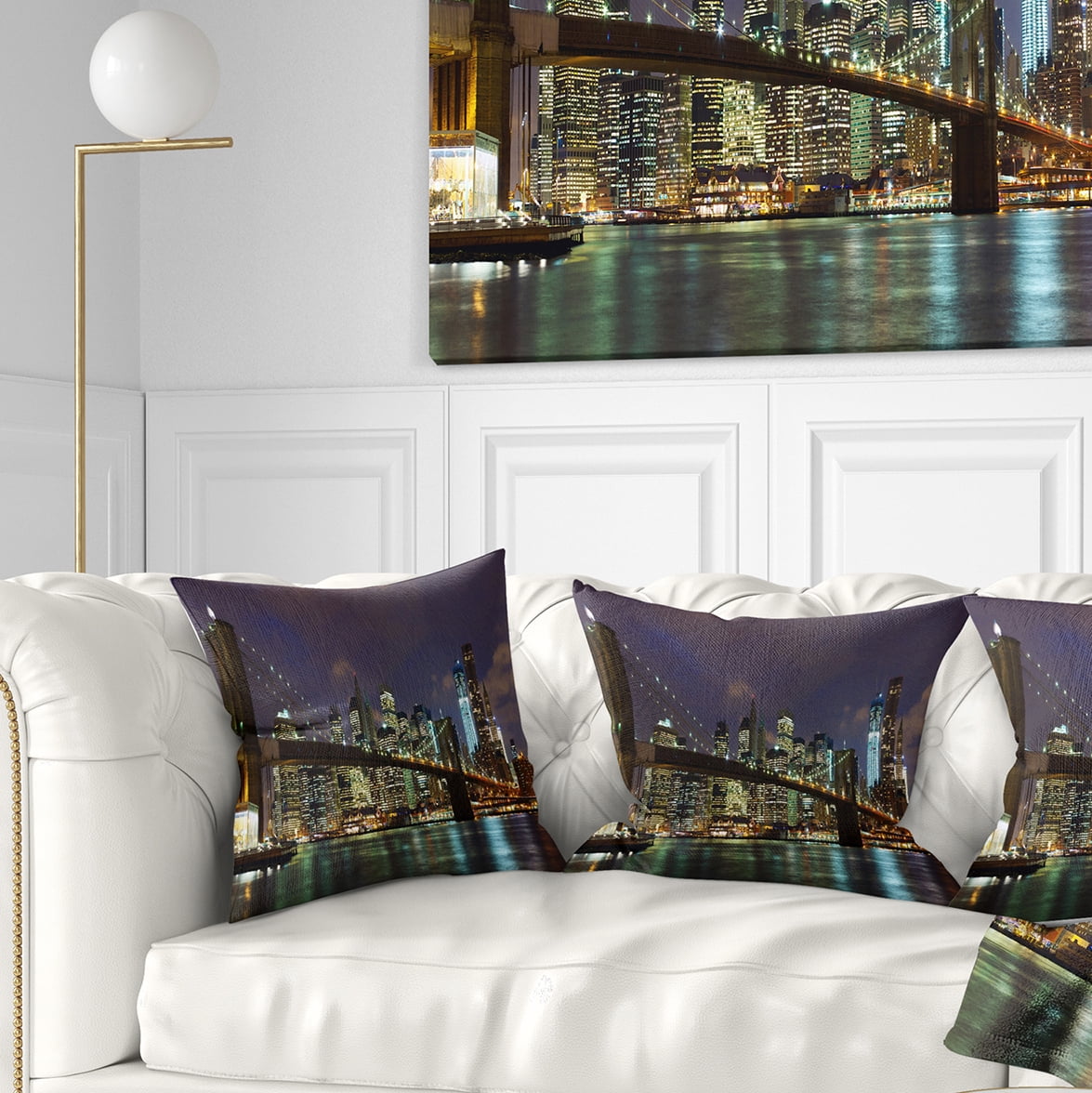 Designart Brooklyn Bridge Panoramic View - Cityscape Photo Throw Pillow - 18x18