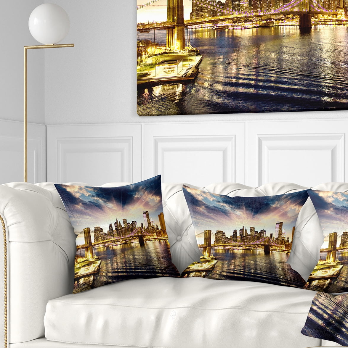 Designart Brooklyn Bridge and Manhattan Skyline - Cityscape Throw Pillow - 18x18
