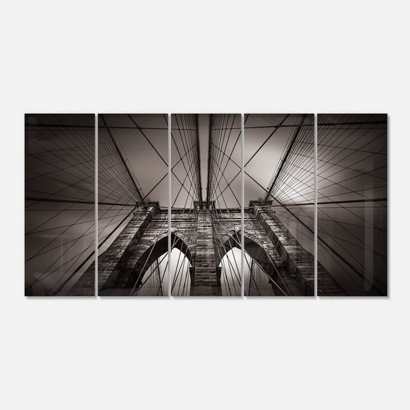 Designart 'Brooklyn Bridge in NYC USA ' Multipanel Extra Large Metal Wall Art