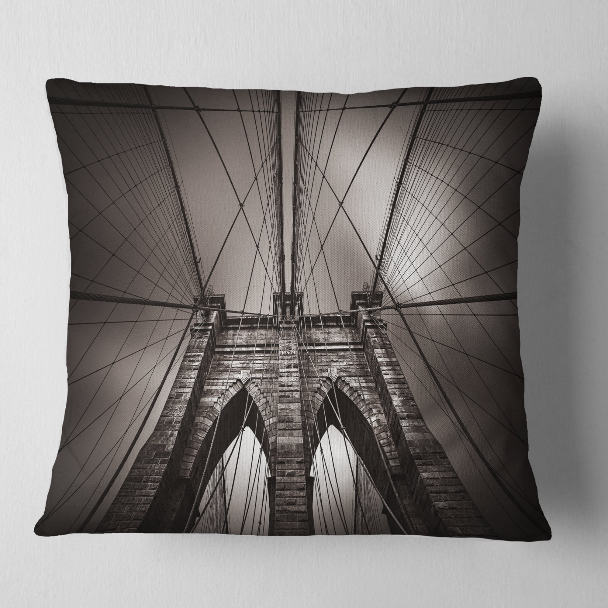 Designart Brooklyn Bridge in NYC USA - Throw Pillow - 18x18