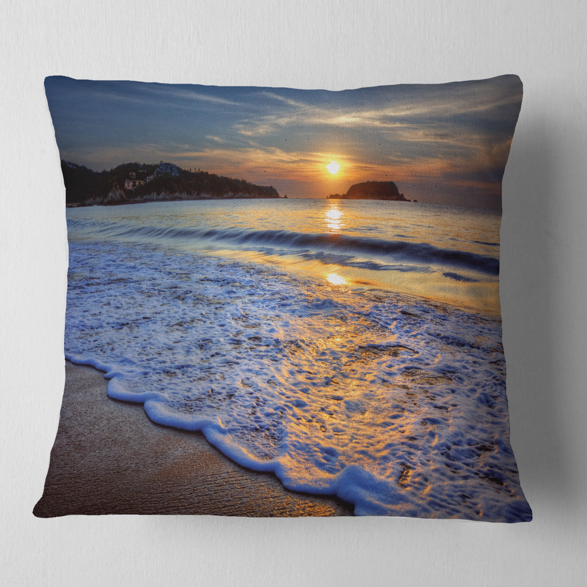 Designart Calm Seashore with Blue Waves - Seashore Throw Pillow - 16x16