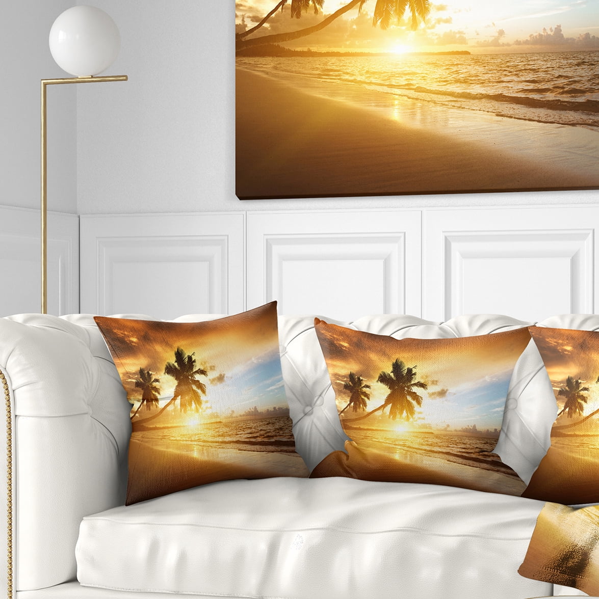 Designart Caribbean Seashore Sunset - Seascape Photography Throw Pillow - 16x16