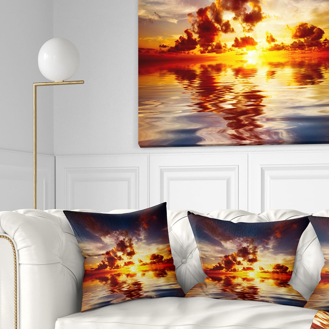 Designart Caribbean Sunset with Beautiful Sky - Seashore Throw Pillow - 18x18