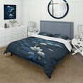 thumbnail image 1 of Designart "Chinese Blue and White Blossoms IV" Floral Bedding Covert Set - Traditional Blue Bed Set With 2 Shams, 1 of 1