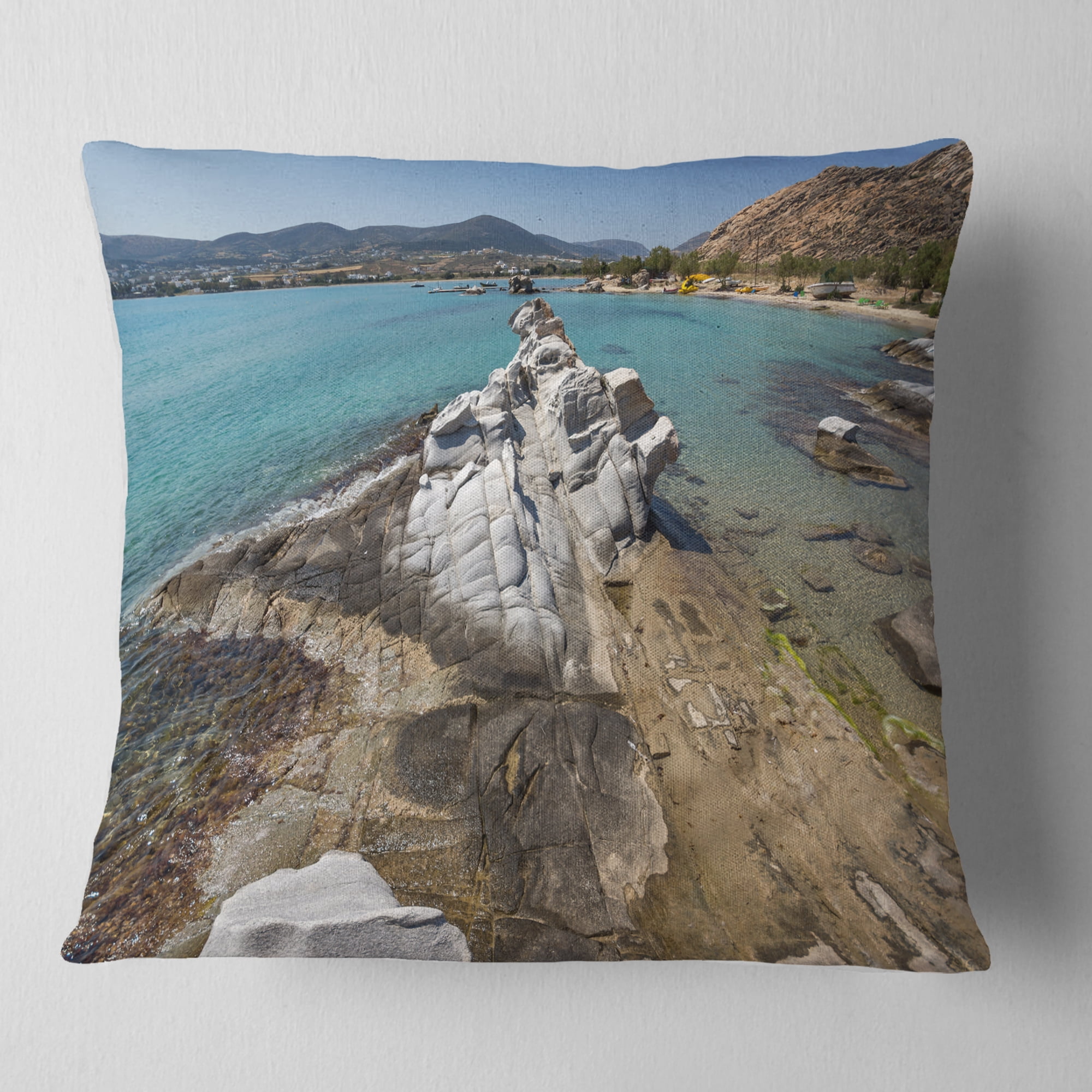 Designart Clean Waters and Rock Formations - Landscape Printed Throw Pillow - 18x18