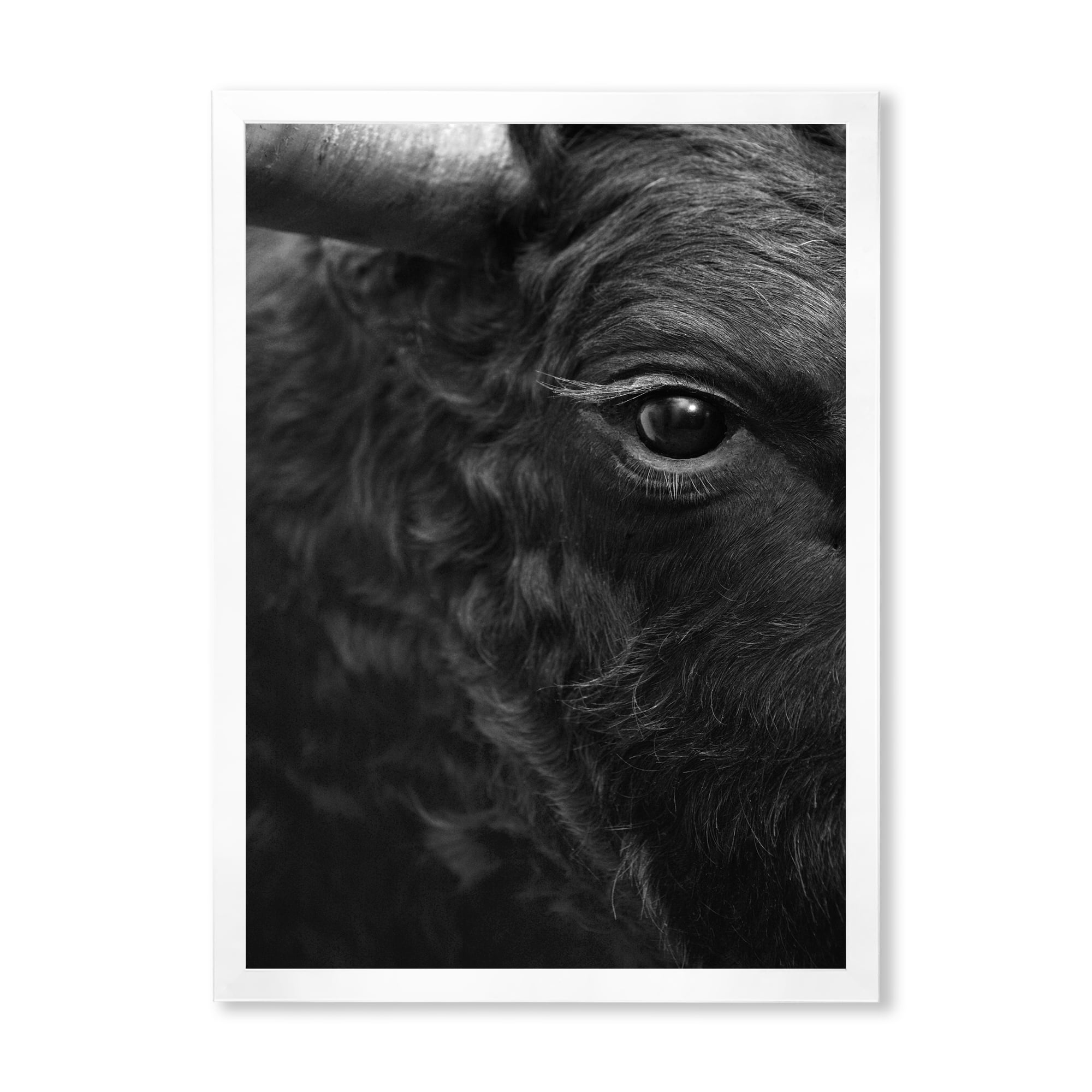 Designart 'Close Up Of Eye Of A Bull' Farmhouse Framed Art Print